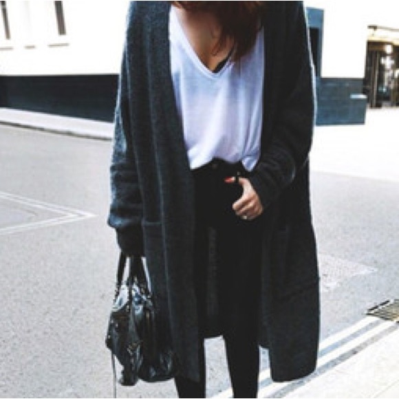 360 Sweater Athena Cardigan - Picture 4 of 7